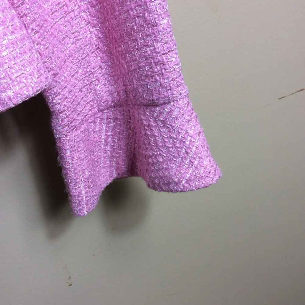 Escada vintage pink tweed skirt suit. Size 38.  (6-8)